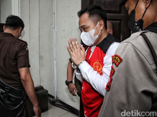 Nota Keberatan Bripka Ricky Rizal Juga Ditolak Hakim