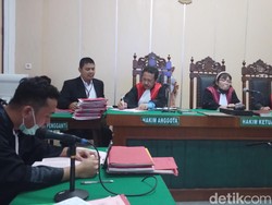 Kendalikan Sabu dari Rutan, 2 Napi Dituntut 17 Tahun Penjara