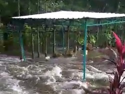 Detik-detik Penampakan Mayat Bermunculan Usai Banjir Rendam Tulungagung