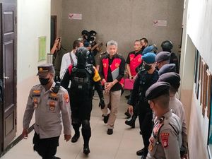 Keluarga Yosua Sebut Kedatangan Brigjen Hendra Sangat Menakutkan Keluarga Yosua Sebut Kedatangan Brigjen Hendra Sangat Menakutkan