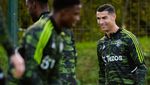 Cristiano Ronaldo Habis Ngambek Terbitlah Senyum