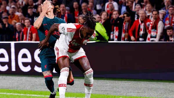 Detik-detik Darwin Nunez Dituding Diving karena Jatuhnya Delay