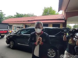 Direktur Operasional PT LIB Diperiksa, Serahkan Berkas Regulasi Stadion