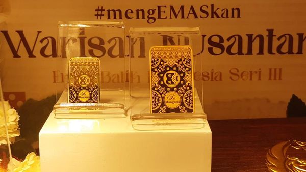 Wujud Emas Batangan Motif Batik yang Ciamik