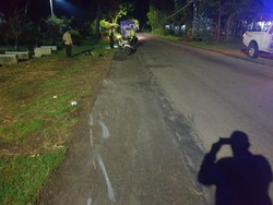 Innova Oleng Lalu Tabrak Motor di Magetan, 1 Orang Tewas