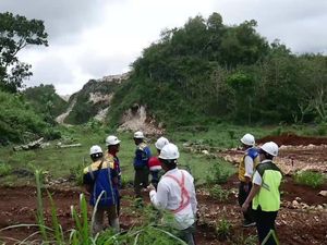 Percepat Pembangunan JJLS, Pembelahan Bukit di Gunungkidul Pakai Dinamit