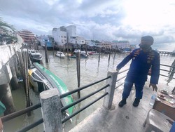 Kapal Baznas Kabupaten Karimun Tenggelam saat Terparkir di Pelabuhan