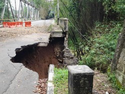 Jembatan Cisadane Bogor Longsor, Target Perbaikan Selesai Akhir Tahun