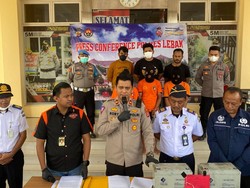 3 Pelaku Pencurian Baterai Lampu Jalan di Lebak Dibekuk Polisi