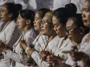 Kalender Bali 11 Mei 2023: Baik untuk Segala Pekerjaan-Tak Baik Menikah Kalender Bali 11 Mei 2023: Baik untuk Segala Pekerjaan-Tak Baik Menikah