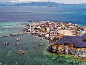 Rasio Elektrifikasi 97%, PLN Terangi 83.202 Desa