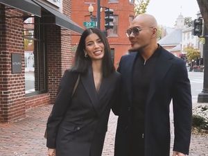 Video Ini Pesan Sabrina ke Deddy Corbuzier yang Dilantik Jadi Stafsus Menhan Video Ini Pesan Sabrina ke Deddy Corbuzier yang Dilantik Jadi Stafsus Menhan