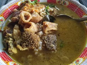 Soto Kanigoro, Babat Empuk Direndam Kuah Santan Nikmat Tiada Duanya