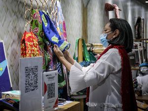 Strategi Kemenkop UKM Kejar Target 30 Juta UMKM Go Online 2024