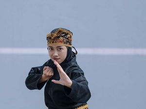 Annisa Shakira sang Atlet Pencak Silat dari Bandung Annisa Shakira sang Atlet Pencak Silat dari Bandung
