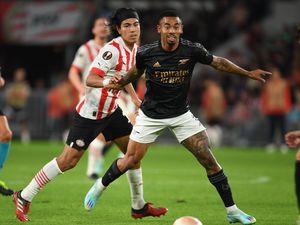 Sudah Waktunya Meriam London Dikalibrasi