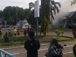 Bus Rombongan Mahasiswa Unram Terbakar, Uang hingga Laptop Ludes
