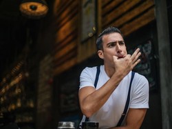 Benarkah Muslim Dilarang Bersiul? Ini Hukumnya dalam Islam