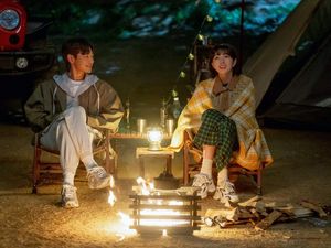 13 Rekomendasi Drama Korea Terbaru 2022 Berbagai Genre dan Sinopsisnya 13 Rekomendasi Drama Korea Terbaru 2022 Berbagai Genre dan Sinopsisnya