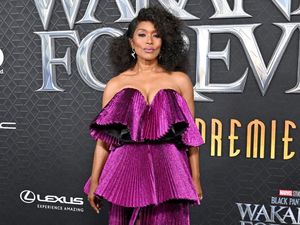 Profil Nominasi Best Supporting Actress Motion Picture di Golden Globe Awards 2023