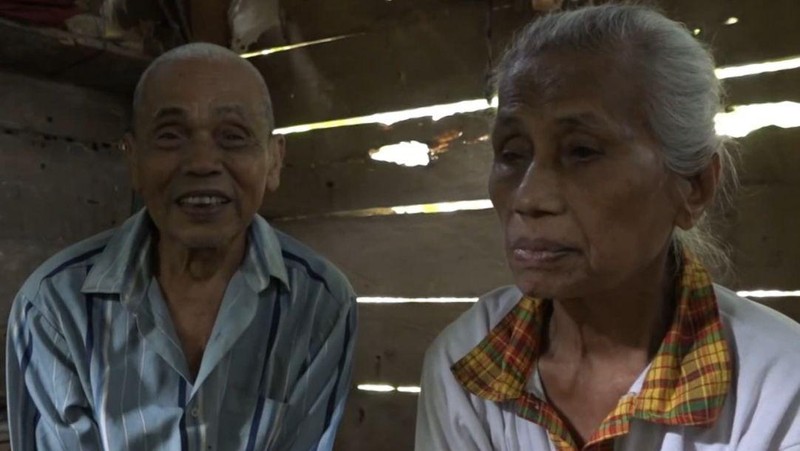 Kisah Pasutri Renta Hidup Sebatang Kara di Gubuk Tengah Hutan, Yuk Bantu!