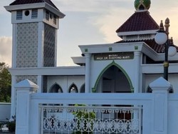 Profil Prof Sugiyono Guru Besar UNY Bangun Masjid Pakai Uang Royalti Buku