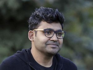 Wow! Segini Pesangon CEO Twitter Parag Agrawal yang Dipecat Elon Musk Wow! Segini Pesangon CEO Twitter Parag Agrawal yang Dipecat Elon Musk