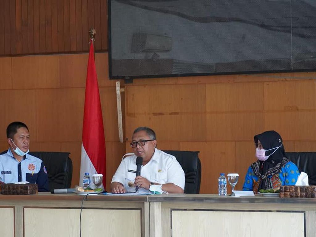 Bupati Sukabumi Minta Sopir Ambulans Dilatih Pertolongan Pertama
