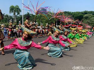 Ragam Kolosal Nusantara Semarakkan Peringatan Sumpah Pemuda di Surabaya