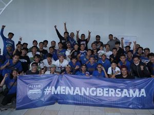 Persib dan Bobotoh Berkolaborasi di Hari Sumpah Pemuda