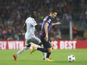 Terdepak dari Liga Champions, Barcelona Disebut Sangat Mengecewakan