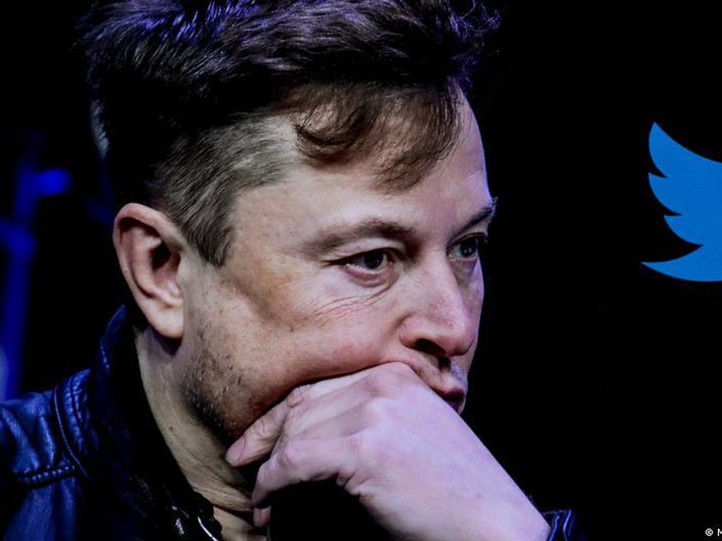 Elon Musk Dicemooh Ribuan Orang Saat Tampil di Atas Panggung Elon Musk Dicemooh Ribuan Orang Saat Tampil di Atas Panggung