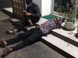 Kecewa Vonis Indra Kenz Ditunda, Korban Binomo Nginap di PN Tangerang