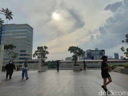 Sore di Jakarta, Lihat Sunset di Sarinah Yuk