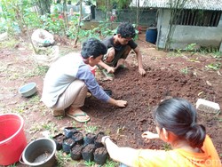 Misi Mulia Farida Bangun Desa Melalui Sekolah Alam Wangsakerta