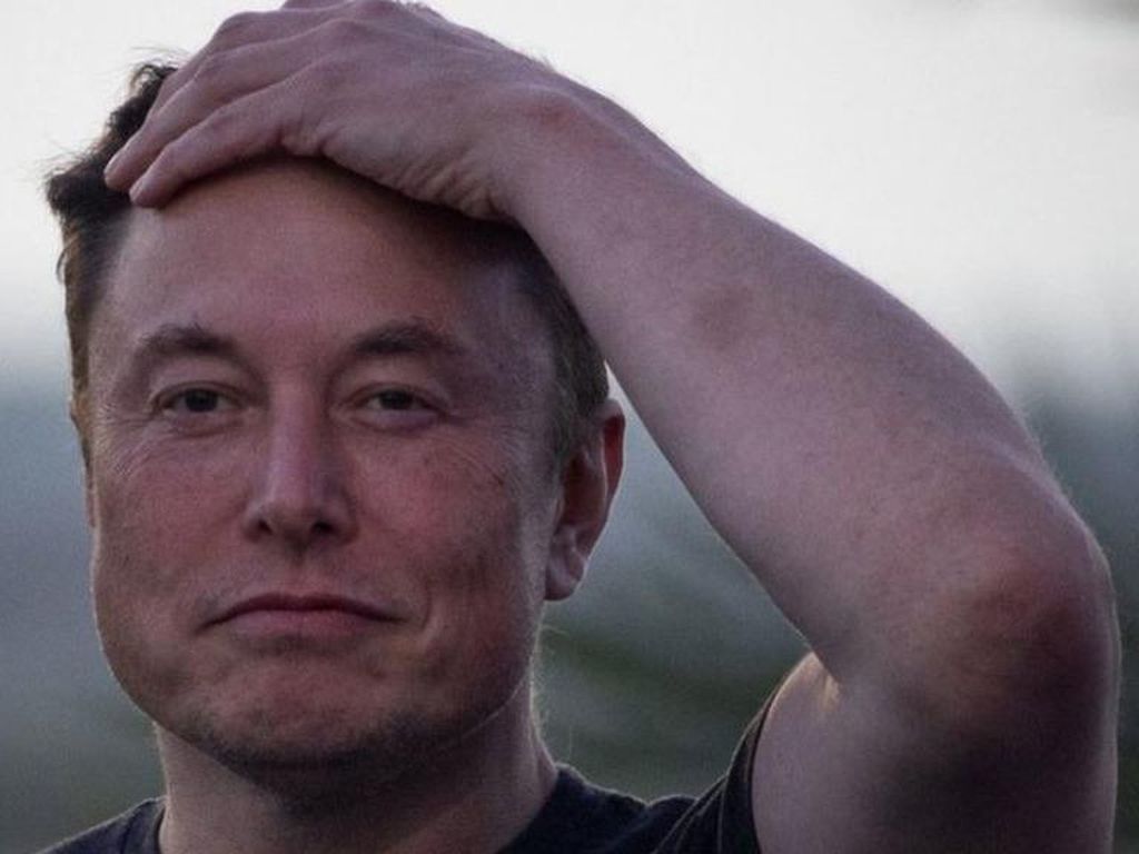 Luhut Sebut Elon Musk Datang ke Jakarta Bulan Depan