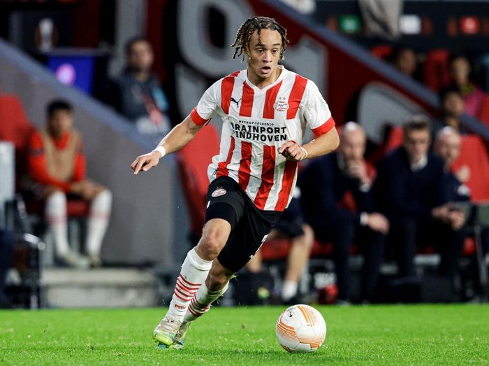 EINDHOVEN, NETHERLANDS - OCTOBER 27: Xavi Simons of PSV Eindhoven during the Group A - UEFA Europa League match between PSV Eindhoven and Arsenal FC at Philips Stadion on October 27, 2022 in Eindhoven, Netherlands (Photo by Broer van den Boom/Orange Pictures/BSR Agency/Getty Images)