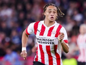 Xavi Simons: Latihan di Barcelona Kurang Greget!