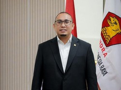Andre Rosiade Disebut Layak Jadi Gubernur Sumbar oleh Karni Ilyas