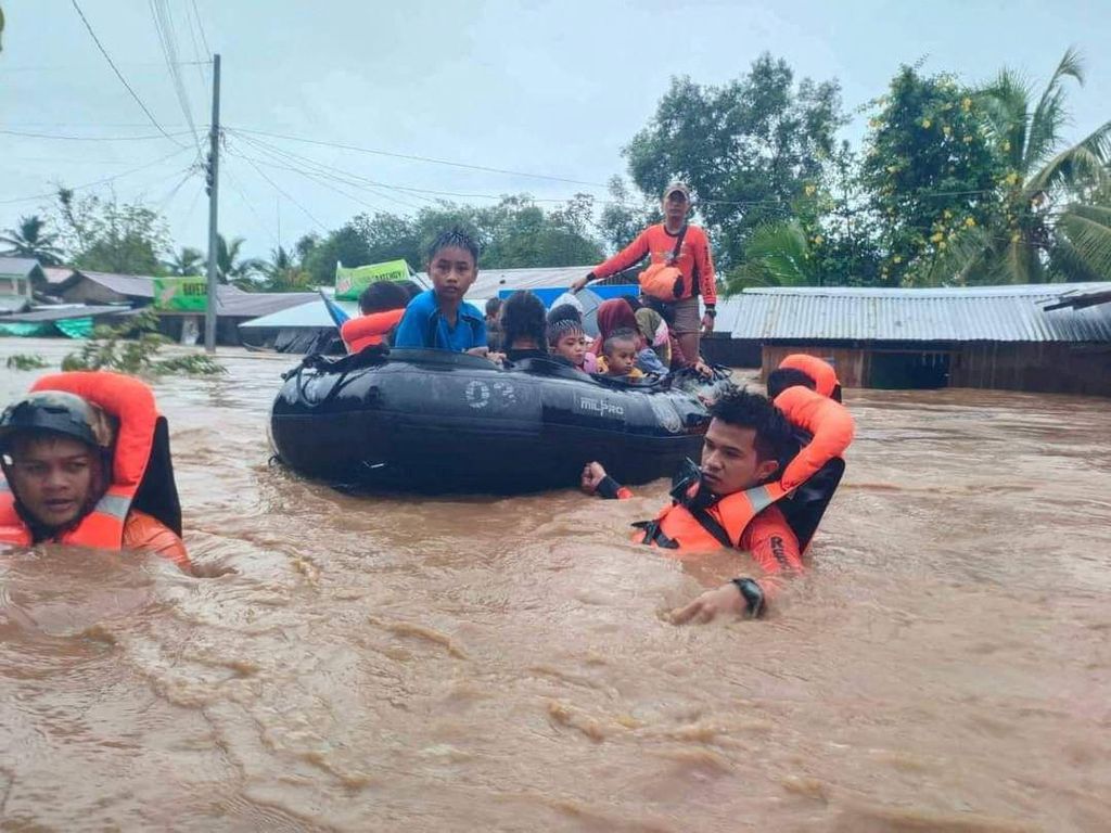 Filipina Dilanda Banjir saat Hari Natal, 8 Tewas