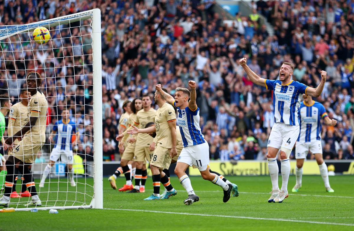 Brighton memimpin 3-0 atas Chelsea di babak pertama. (Foto: Getty Images/Bryn Lennon)
