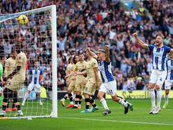 Chelsea Tertinggal 0-3 dari Brighton di Babak I