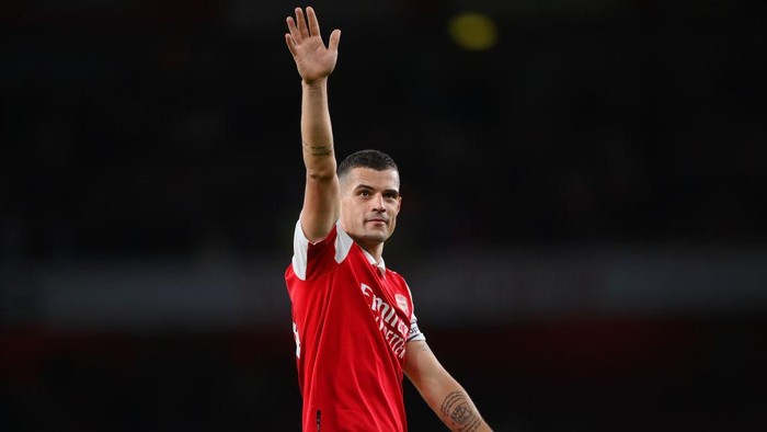LONDON, ENGLAND - OCTOBER 09: Granit Xhaka of Arsenal acknowledges the fans after their sides victory during the Premier League match between Arsenal FC and Liverpool FC at Emirates Stadium on October 09, 2022 in London, England. (Photo by Shaun Botterill/Getty Images)