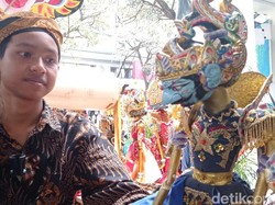 Semangat Hanafi Sobari Dalang Berusia 15 Tahun Asal Bandung