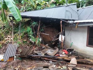 Rumah Rusak Berat Akibat Bencana di Karangasem Diusulkan Dapat Bantuan Rumah Rusak Berat Akibat Bencana di Karangasem Diusulkan Dapat Bantuan