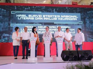 Survei OJK: Inklusi Keuangan Masyarakat Indonesia Naik Jadi 85,10%