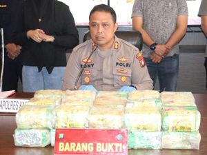 Polisi Cari Tahu Kaitan Mayat di Perairan Karimun dengan Kasus Sabu 32 Kg Polisi Cari Tahu Kaitan Mayat di Perairan Karimun dengan Kasus Sabu 32 Kg