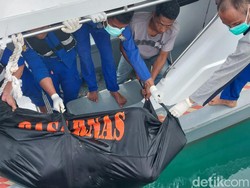 Mayat Pria Tanpa Identitas Mengapung di Perairan Batam