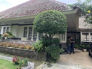 Rumah Berasitektur Belanda di Bandung Jadi Kedai Es Krim Viral