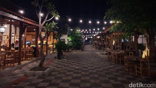 Malam Syahdu di Sekayu River, Tempat Nongki Baru di Ponorogo